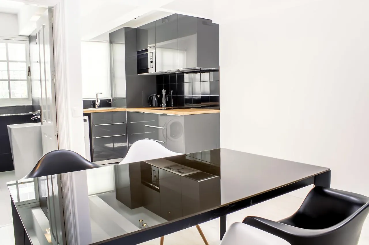 Santa Cruz Apartments Malaga