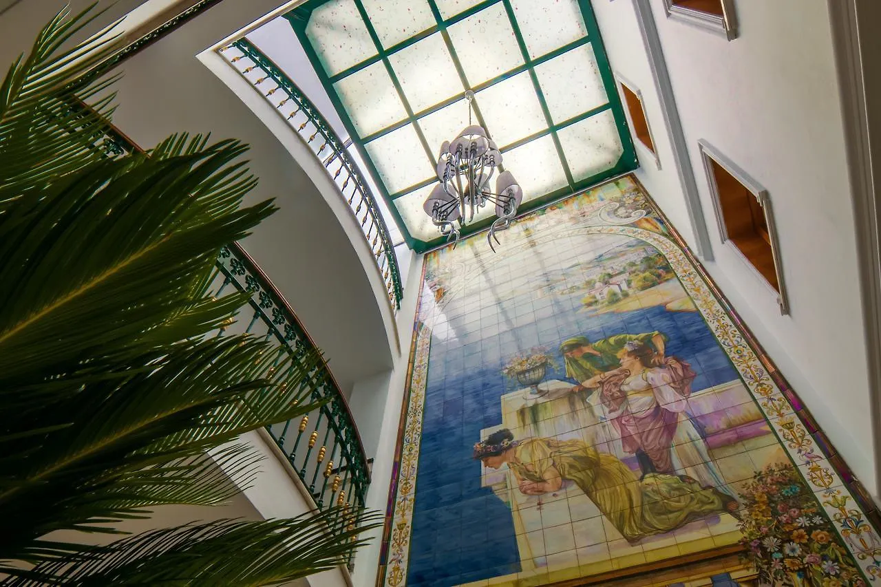 Santa Cruz Apartments Malaga